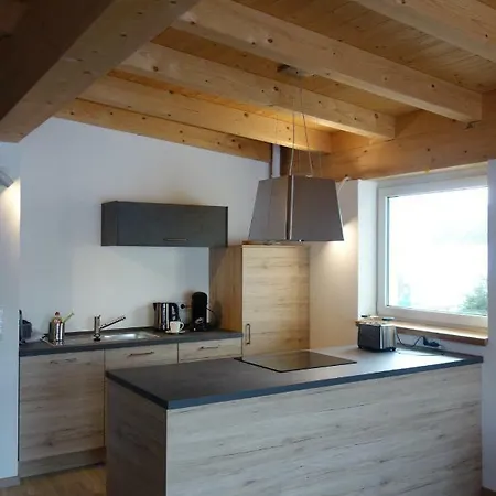 Traumhafter Seeblick: Ferienwohnung 