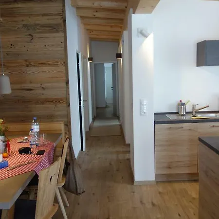 Traumhafter Seeblick: Ferienwohnung 