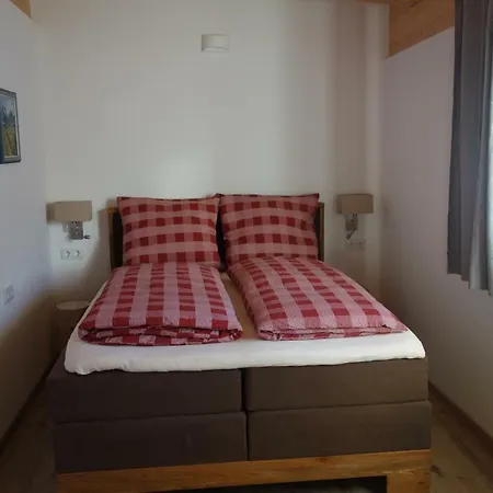 Apartment Traumhafter Seeblick: Ferienwohnung 